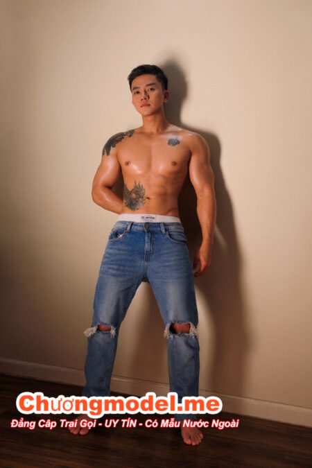 BOY GYM DA NGÂM CỰC DÂM, MASAGE PHỤC VỤ TOP BOT CHƠI CHỈ CÓ SƯỚNG VỚI CỰC SƯỚNG THÔI ( KHANG B165 )